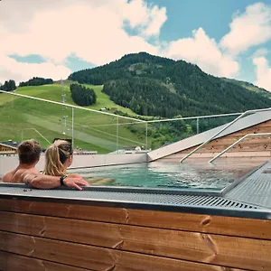 Hasenauer 4 Sterne Superior Saalbach-Hinterglemm